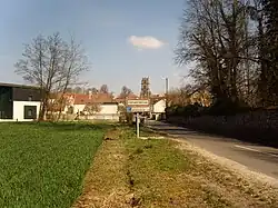 Entrée de Fontenay-Trésigny rue Jehan de Brie.
