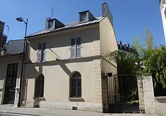 Entrée de la villa Hallé.