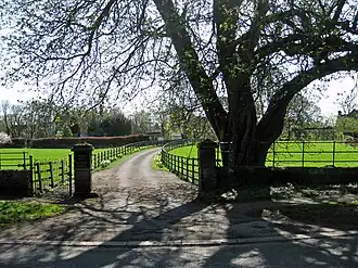 Entrée du prieuré de Keldholme, ancien couvent cicstercien.
