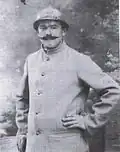 Eugène en 1915 ; fait prisonnier en septembre 1918 s'évade le 6 novembre.
