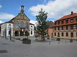 Hôtel de ville (1857).