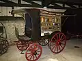 Voiture hippomobile d'épicier ambulant (début XXe&nbsp;siècle)