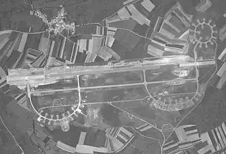 Aéroport d'Epinal le 18 05 1974.