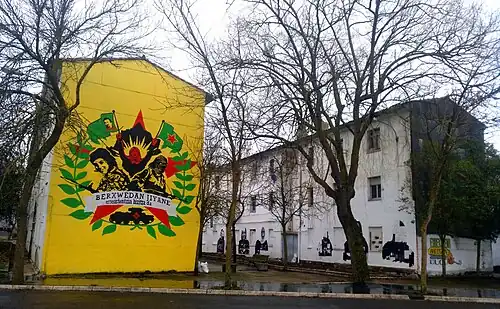 Fresque en solidarité avec le peuple kurde