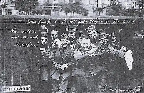 « Chaque balle, un Russe ! Chaque coup, un Français ! », carte postale de propagande de l'Association des femmes patriotes, 1914.