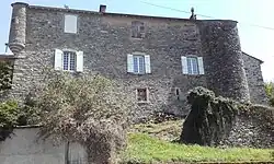 Façade ouest du bâtiment sud du château XVIe&nbsp;siècle.