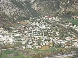 Vue de l'extension moderne du village d'Espinasses.