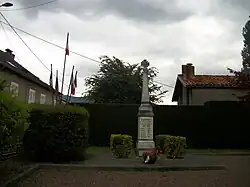 Le monument aux morts