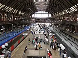 Vue sous la marquise.