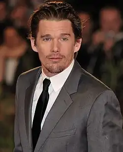 Ethan Hawke interprète James Sandin