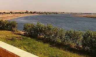 L'Euphrate à Raqqa en octobre 2007.