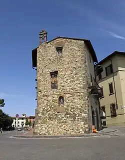 La tour de la Porta Senese
