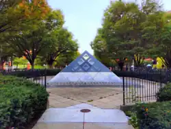 Éclairage par l'extérieur.