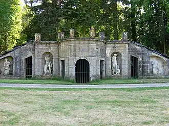 Nymphée XVIIe&nbsp;siècle du château de Gerbéviller, Lorraine, France.