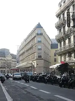La rue La Fayette à proximité du boulevard Haussmann.