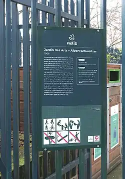 L'entrée du jardin.