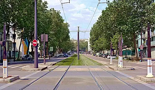 Le tracé de la ligne T3b sur le boulevard Davout.