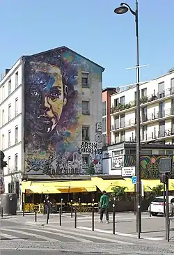Fresque murale à l'angle de la rue du Docteur-Magnan.