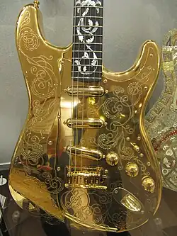 Fender Stratocaster Gold