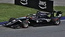 Description de cette image, également commentée ci-après