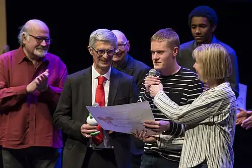 Julien Auclair, lauréat du prix scolaire