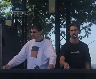 Description de cette image, également commentée ci-après