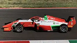 Description de cette image, également commentée ci-après