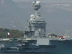 Le Charles de Gaulle à quai à Toulon.