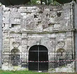 Le nymphée construit par Honoré de Savoie-Villard.