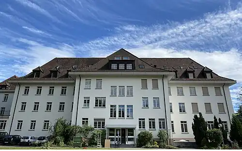 Bâtiment principal de l'Institut