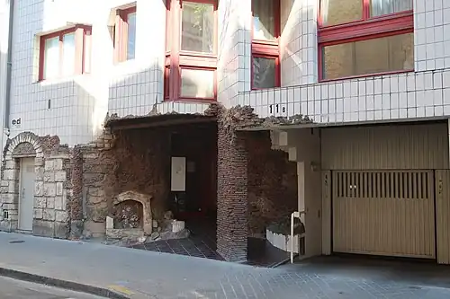 Fausses ruines au no&nbsp;11.