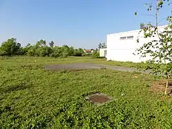 Le puits Agache no&nbsp;2 dans son environnement.