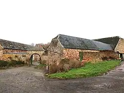 Ferme clôturée à Yernée