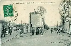 L'entrée du dépôt.