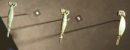 celte et son fourreau, la Tène, fibules,