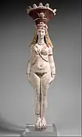 Statuette d'Isis-Aphrodite, Terre cuite peinte sur engobe blanche, H. 49,5&nbsp;cm. IIe&nbsp;siècle EC. Met