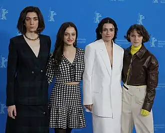 Description de cette image, également commentée ci-après