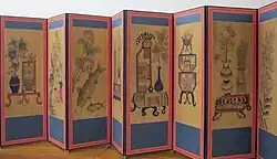 Fleurs, poissons, mudang et chaek'kori. Paravent, XIXe&nbsp;siècle. Couleurs sur papier, H. 101 , L. 370 cm. Musée Guimet. Collection Lee Ufan