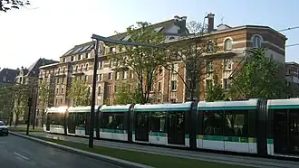 Fondation des États-Unis et tramway.