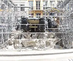 Chantier pendant le remontage.