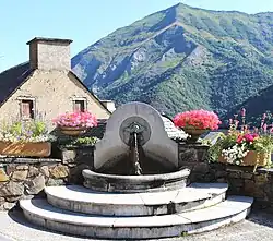 La fontaine principale.