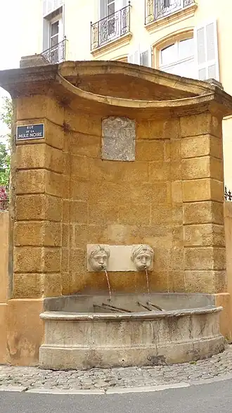 Fontaine de la Mule Noire, rue de la Mule Noire, &nbsp;Inscrit MH (1949)