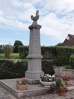 Monument aux morts.