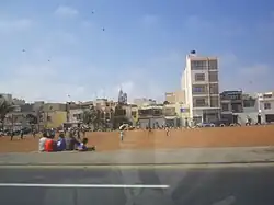 Une partie de foot entre enfants à Dakar.