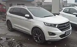 L'Edge plus long avec trois rangées est exclusivement disponible en Chine.