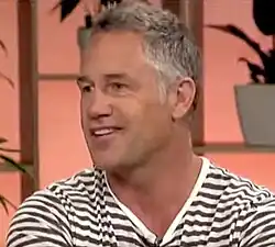 Description de l'image Former rugby player Marc Ellis in 2017.jpg.