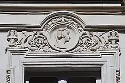 La duchesse de Valentinois.