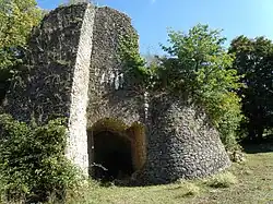 Four à chaux de la Fortinière, La Bazouge-de-Chemeré (Mayenne).