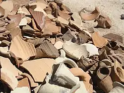 Fragments de poteries vinaires à Maréa