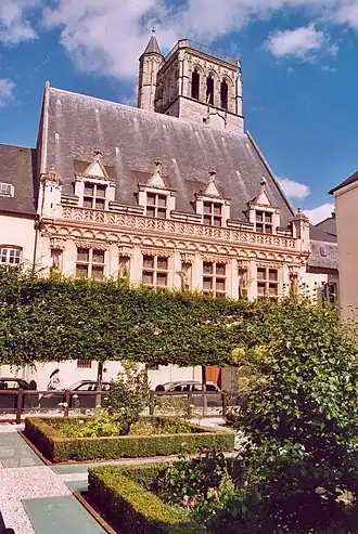 Hôtel des Créneaux.